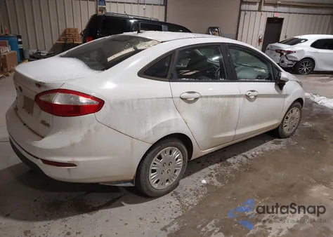 2015 Ford Fiesta S z USA, uszkodzony, nr VIN 3FADP4AJ0FM207642